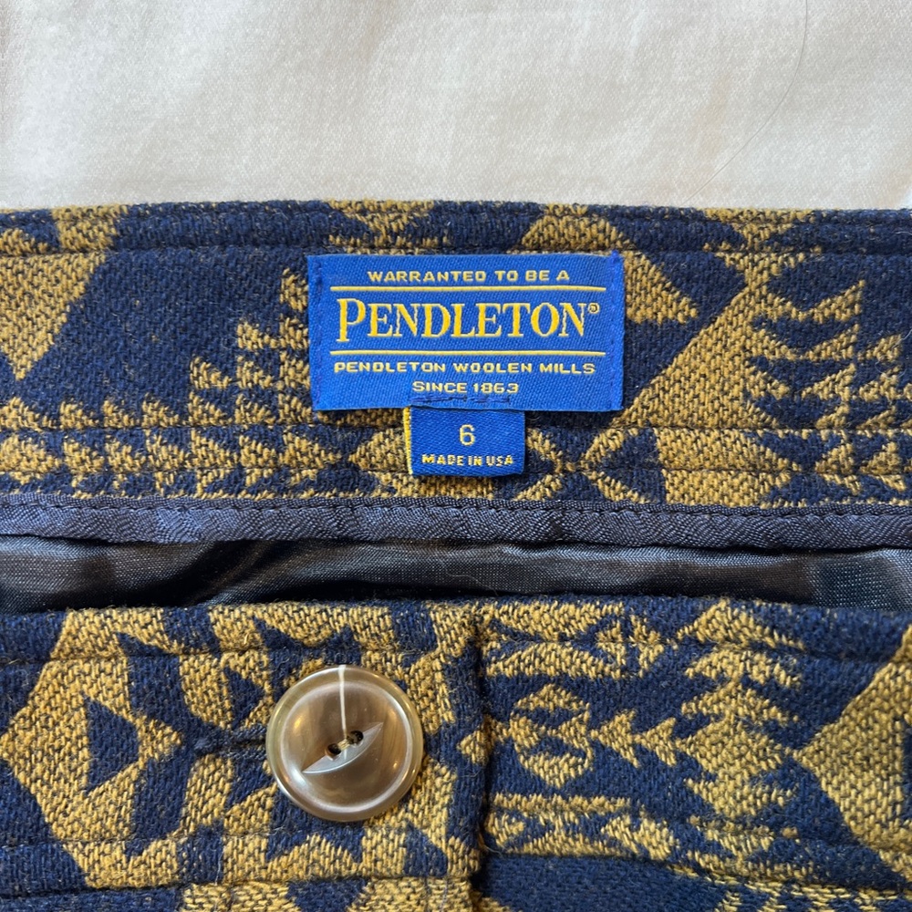 Pendleton Wool Navy And Gold Patterned Skirt - image 4